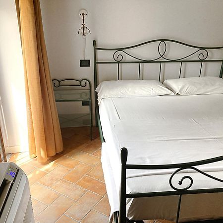 Hotel Antichi Cortili Dossobuono Exteriör bild