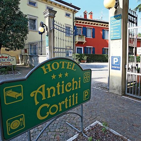 Hotel Antichi Cortili Dossobuono Exteriör bild