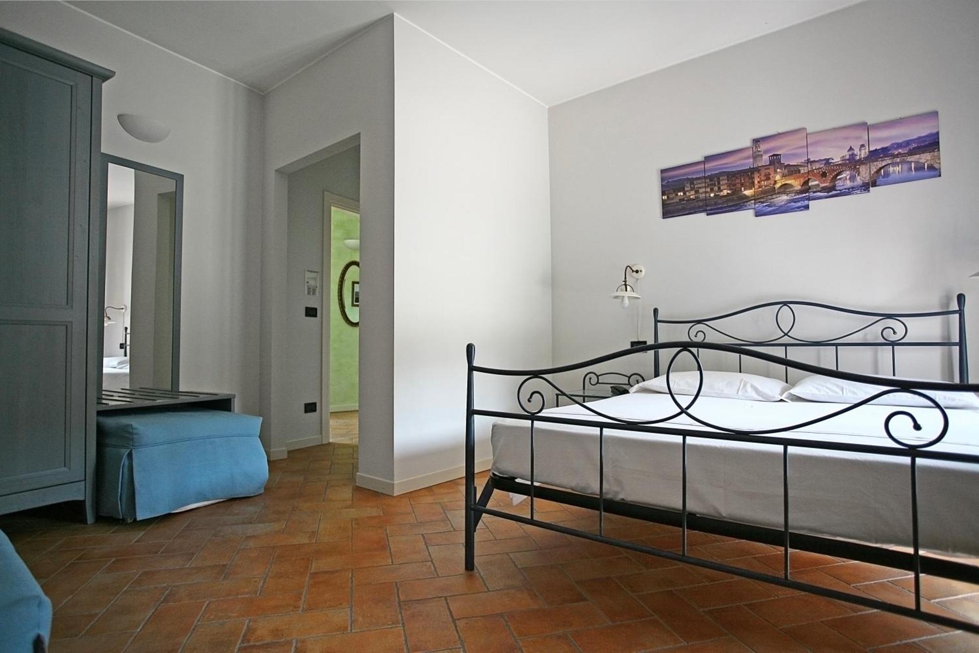 Hotel Antichi Cortili Dossobuono Exteriör bild